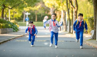 小孩子叛逆怎么办 小孩很叛逆怎么办