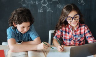 叛逆期的孩子怎么教（叛逆期的孩子怎么教育和疏导）