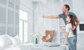 怎样和叛逆期的孩子交流（孩子叛逆期怎么交流）