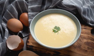 用微波炉做鸡蛋羹的做法（微波炉怎么做鸡蛋羹简单做法）