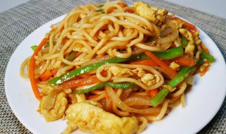 家里的面条怎么做炒面 自家面条制作炒面怎么做