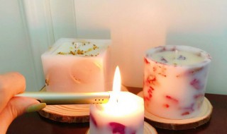 香薰蜡烛可以护肤吗 香薰蜡烛的蜡可以擦吗