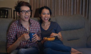 网络电视显示无信号怎么调（移动网络电视显示无信号怎么调）