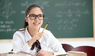 军加偏旁组词（半加偏旁组词）