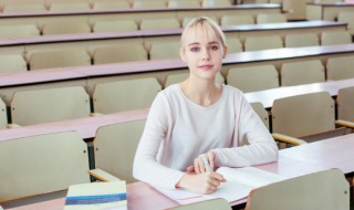 茸的拼音和组词（茸的拼音和组词组）