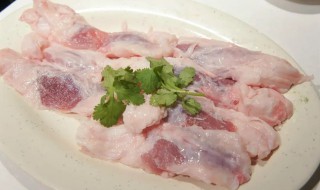 猪脚筋怎么做给宝宝吃（猪脚筋怎么做给婴儿吃）