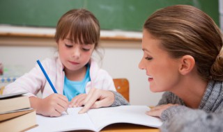 孩子在学校被同学欺负怎么办 幼儿园孩子在学校被同学欺负怎么办