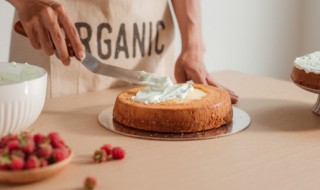 在家里怎么做蛋糕（如何在家里快速做蛋糕）