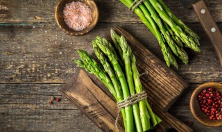 芦笋怎么做才好吃 芦笋怎么做才好吃,搭配它简单一炒,口感清爽
