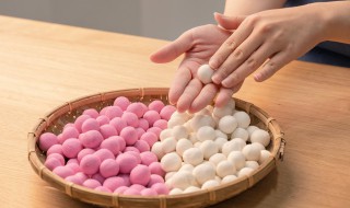 手工汤圆怎么做(手工汤圆怎么做才好吃窍门)