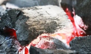 碳是怎么烧出来的(碳怎么烧着)
