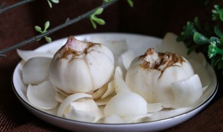 新鲜百合可以炒哪些菜（鲜百合可以炒什么）