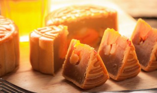 冰皮月饼的保存方法（冰皮月饼刚做好怎么保存）