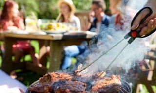 烧烤都烤什么菜好吃（吃烧烤都烤什么菜好吃）