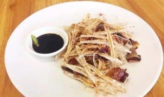 鱿鱼干怎么烤才好吃（烤干鱿鱼怎么做好吃）