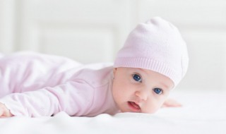 姓左的女孩名字有寓意(左字取名的寓意女孩)