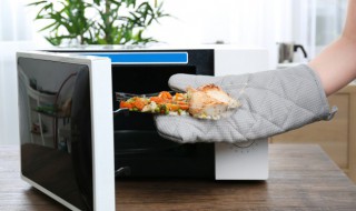 玻璃碗可以放微波炉里吗 微波炉里能放玻璃碗吗