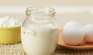 酸奶可以放微波炉加热吗 酸奶能不能放在微波炉加热