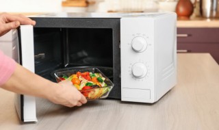 饭热好了放微波炉可以吗（微波炉热饭吃了好吗）