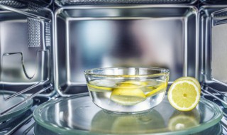 不锈钢不可以放微波炉（不锈钢不可以放微波炉加热吗）