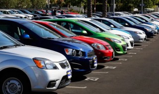 车放半年不开可以吗 车放一年半不开