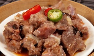 豆豉辣椒蒸排骨的做法(剁椒豆豉蒸排骨的做法)