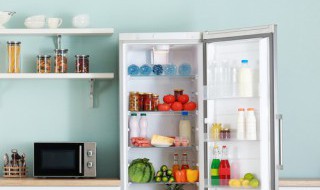 二级冷水箱直接放地面可以吗