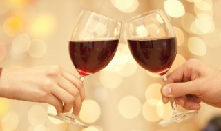 红酒能放冰箱冷藏吗(开过的红酒能放冰箱冷藏吗)