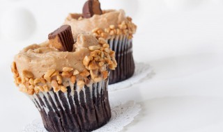 烤蛋糕怎么做好吃（自家烤蛋糕怎么做好吃窍门）