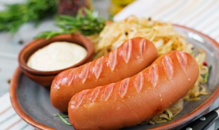 烤肠冷藏多长时间（冷藏的烤肠在烤箱烤多久）