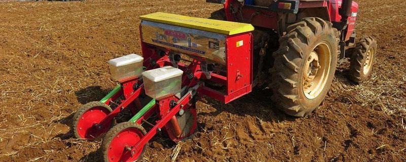 玉米播种机6档位的株距数（玉米播种机排种器株距调整表）