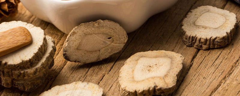 白芷感光是什么意思（白芷粉感光）