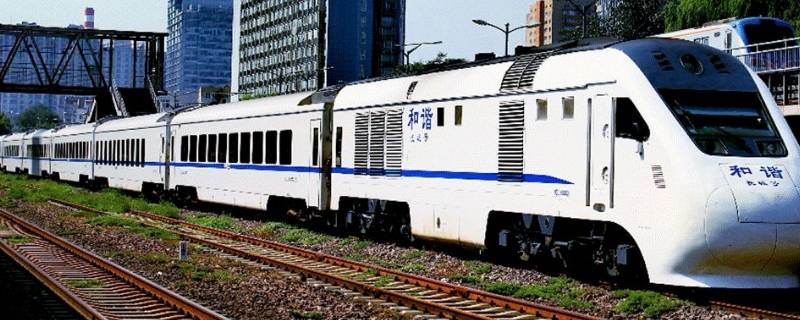 地铁快还是火车快（火车和地铁哪个快一点）