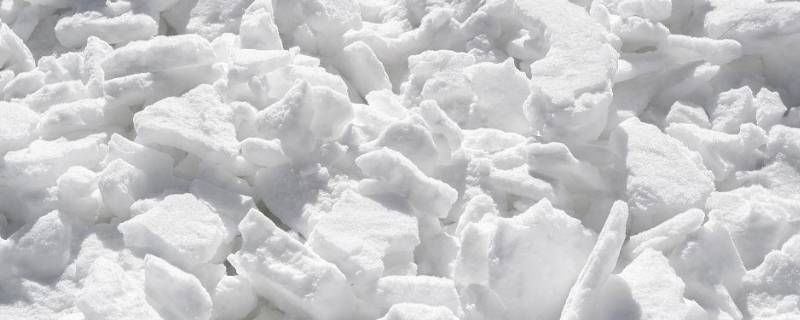 融雪剂怎么用 融雪剂是用什么做的