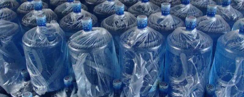桶装水20天了还能饮用吗 桶装矿泉水20天还能喝吗