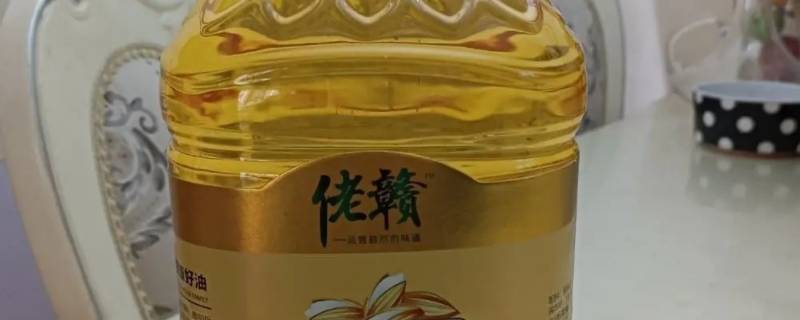 桶装食用油能上公交车吗（公交车上可以携带食用油吗）