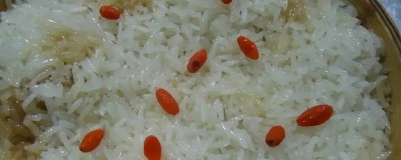 蒸糯米冷水还是热水上锅蒸（冷水蒸糯米还是开水蒸糯米）