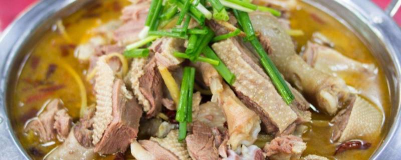 鹅煲汤需要放些什么材料（鹅煲汤放什么材料好?）