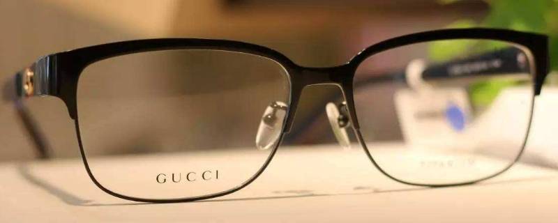 眼镜断了用什么胶水能粘（眼镜框断了用什么胶水粘）