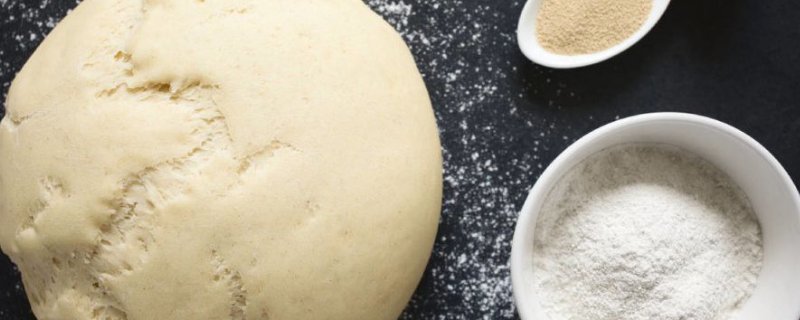 用酵母发面要多久（用酵母发面要多久?）