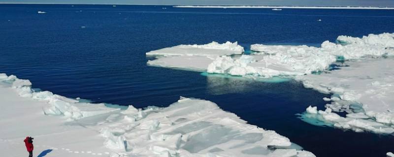 海冰是淡水还是咸水 海水是咸的海水结冰后这种冰是咸的还是淡的