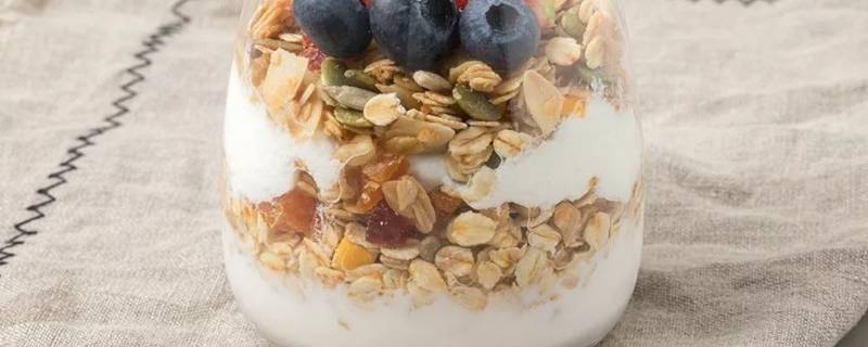 燕麦杯为什么要隔夜（隔夜燕麦杯的燕麦）