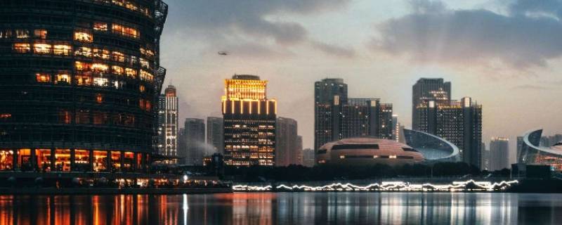 郑州是南方还是北方(郑州是南方还是北方啊)