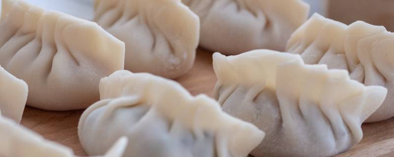 冷冻的饺子煮多久（冷冻的饺子煮多久可以熟）
