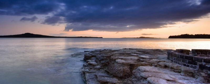 海滨和海边的区别（海滩和海边的区别）