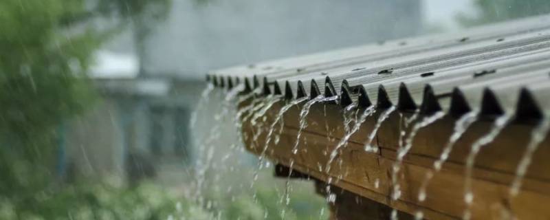 雨水导电吗 雨水导电吗?