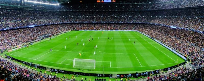 3000亩地几个足球场 300亩地有多少个足球场