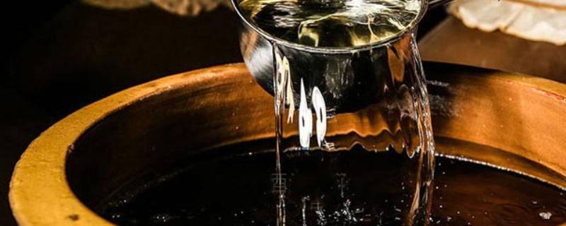 中国酿酒器具一般采用的材料是（中国古代酿酒的原料主要有(）