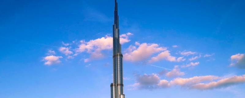 哈利法塔高度（哈利法塔高度对比）