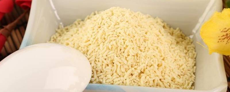 鸡精和鸡粉有什么区别作用（鸡粉和鸡精有何区别）